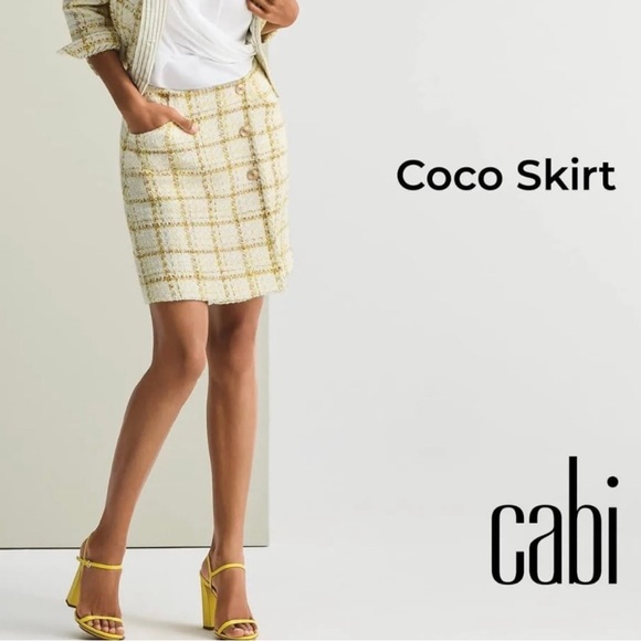 Cabi Spring 23 Coco Skirt
Size 8 - Picture 2 of 3